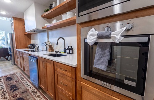 Meadow View Heights Cabin | Duck Creek Escape - Hot Tub, Fire Pit & Family Fun