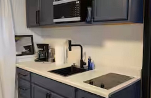 Eagle River House | Eagle Nest/Fireplace/Peaceful/Sleeps 12