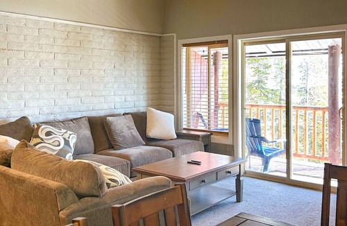 Beaver Condo | Eagle Point Ski Resort Snowflake 17