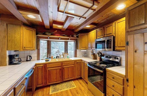 Eagle River House | Eagle River Retreat | Backcountry Log Cabin