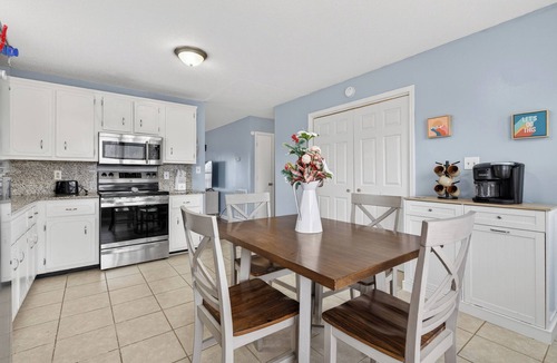Oak Grove House | Eagles Rest Home Sleeps 7 Minutes to Army Base