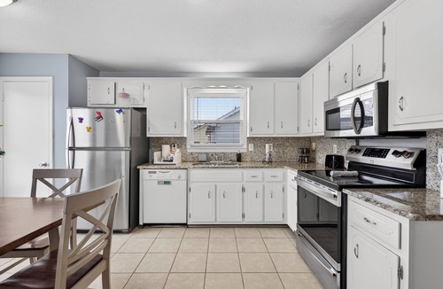 Oak Grove House | Eagles Rest Home Sleeps 7 Minutes to Army Base