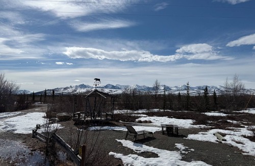 Healy Cabin | Earthsong Lodge - FAMLY
