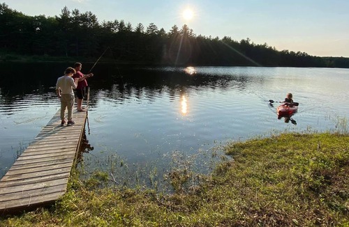 Beddington Cabin | East Beddington Lake Cozy Cabin