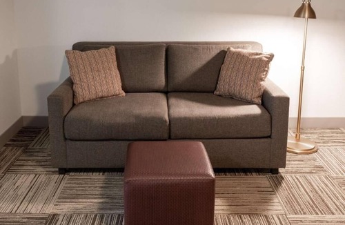 North Little Rock Hotel | Easy Access to I-40: Close to Clinton Presidential Center & Downtown!