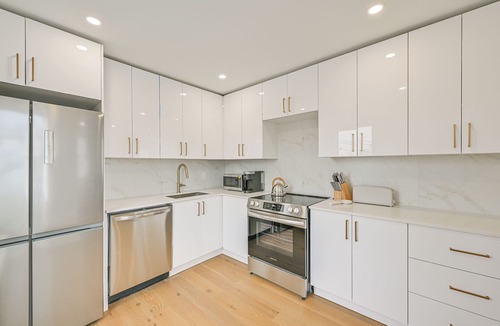 Southeast Yonkers Apartment | Easy NYC Access! Yonkers Apt 1/2 Mi to Metro-north