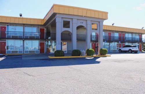 Paducah Hotel | Econo Lodge Paducah West I-24