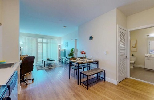 Downtown Apartment | Elegant Home