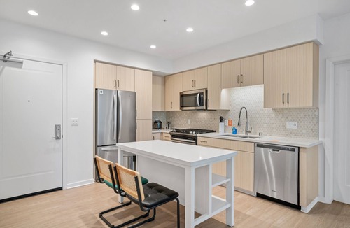 Lake Forest Apartment | Elegant New 2BR Luxury Home in Irvine