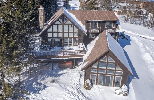 McHenry House | Elevation