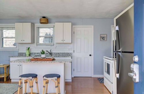 Easton's Point House | Ellery Bungalow #51- Island Calm Near Newport