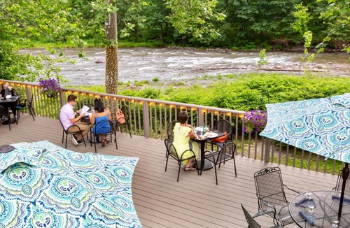 Mount Tremper Hotel | Emerson Resort & Spa