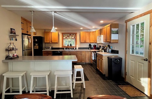 South Casco House | Enchanting waterfront 3-bedroom house with AC in Casco on Sebago Lake