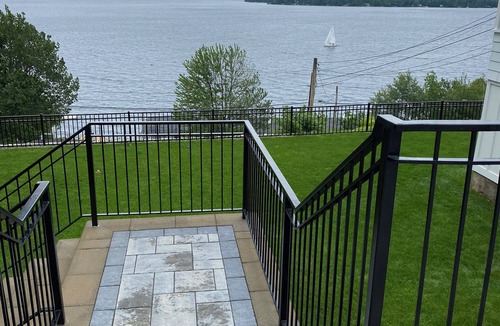 Gilford House | Enjoy Breath-taking Lake and Mountains views at the Belknap Point inn House