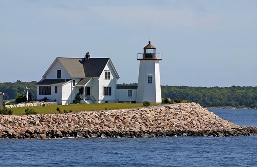 Silver Beach Hotel | Enjoy Golfing at Cape Cod Country Club! 2 Spacious Units, FREE Parking!