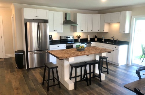 Newport East House | Enjoy Newport & Our Beaches In A Modern, Open Concept Home - Fits 12 Comfortably