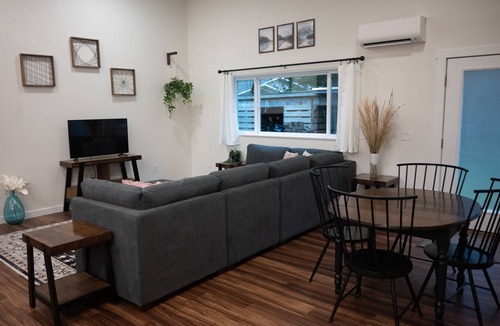 Mendenhaven House | Enjoyable 2-bedroom townhome in Juneau