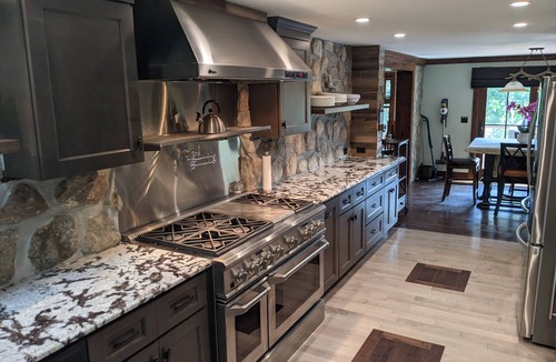 New Fairfield House | Entertainers Dream, Candlewood Lake, Hot Tub,Disco,Theatre,Music studio.more!