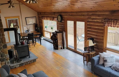 Canterbury Cabin | Entire home in Canterbury, New Hampshire