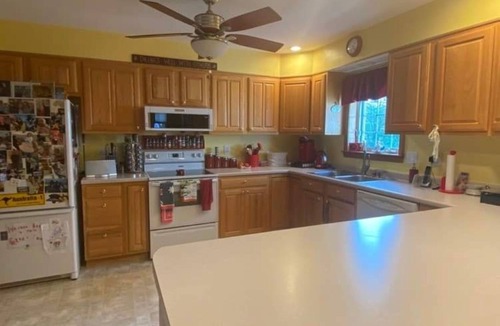 East Wakefield House | Entire Home on Lake Ivanhoe East Wakefield, NH