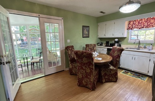 Bowling Green House | Entire House Family-Pets-Friendly Close to i65.