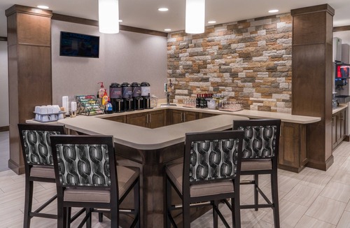 Midtown Anchorage Apartment | Equipped Suite in a Central Location | Free Daily Breakfast + Heated Indoor Pool Access