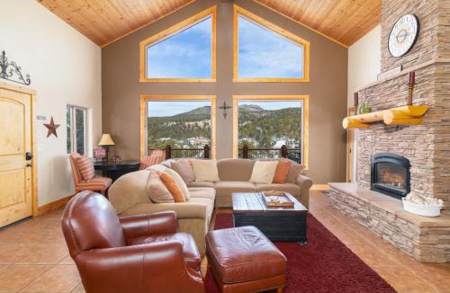 Zion National Park East Entrance House | Escape to Tranquility: Amazing Cabin Near Zion