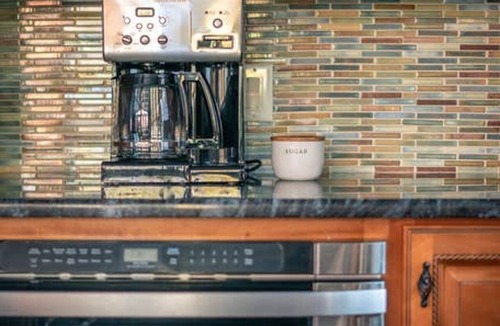 New Paltz House | Esopus Escape: Secluded Escape with Hot Tub & Fireplace