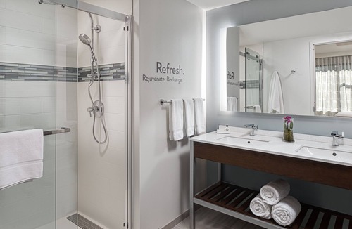 Manchester Hotel | EVEN Hotels Manchester Airport by IHG