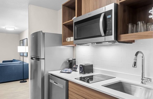Bowling Green Hotel | Everhome Suites Bowling Green by Choice Hotels