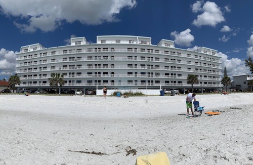 Sunset Beach Condo | Everything's "Just Beachy" - 2/2 directly on the beach!