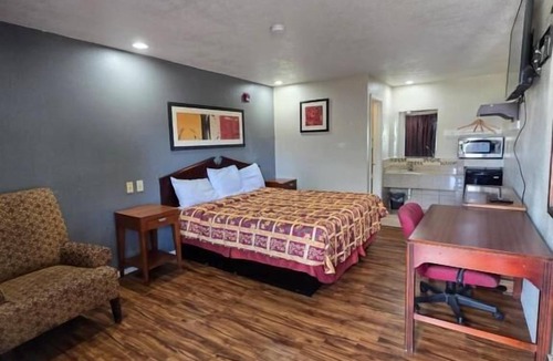Fort Worth Hotel | Executive Inn