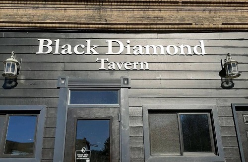 Shawnee Condo | Experience history in a restored mining town