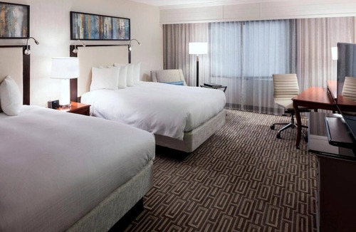 Fairfax Hotel | Explore Fairfax from a Comfortable Stay Near GMU and Fair Oaks Mall