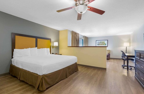 Sterling Heights Hotel | Extended Stay America Select Suites Detroit Sterling Heights
