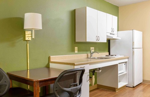 Manchester Hotel | Extended Stay America Select Suites Hartford Manchester