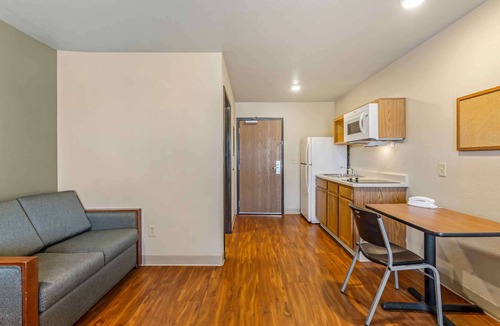 Mentor Hotel | Extended Stay America Select Suites - Cleveland - Mentor
