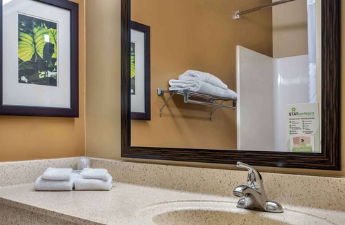 College Hotel | Extended Stay America Suites Fairbanks Old Airport Way