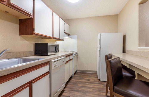 Wichita Hotel | Extended Stay America Suites Wichita East