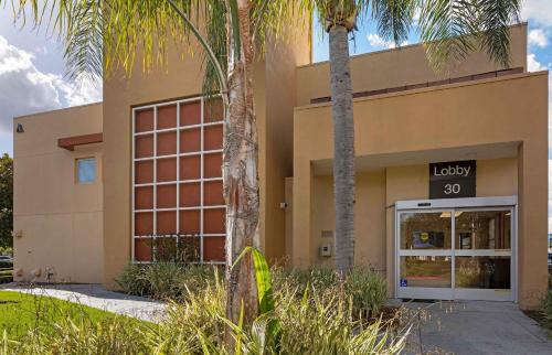 Irvine Hotel | Extended Stay America Suites - Orange County - Irvine Spectrum