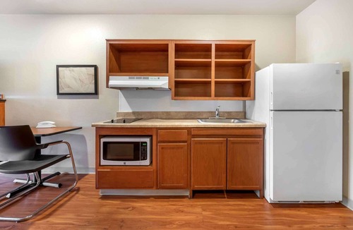 Gainesville Hotel | Extended Stay America Select Suites Gainesville