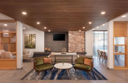 South Central Omaha Hotel | Fairfield by Marriott Inn & Suites Omaha at MH Landing