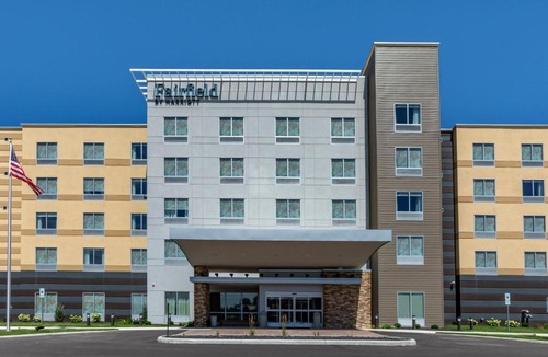 Sandusky Hotel | Fairfield by Marriott Inn & Suites Sandusky