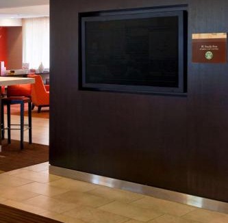 Stoughton Hotel | Fairfield by Marriott Inn & Suites Stoughton