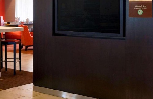 Stoughton Hotel | Fairfield by Marriott Inn & Suites Stoughton