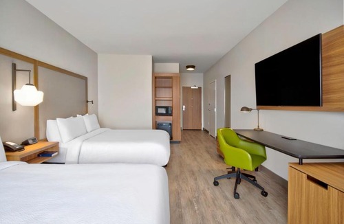 West Chester Hotel | Fairfield by Marriott Inn & Suites Cincinnati North West Chester