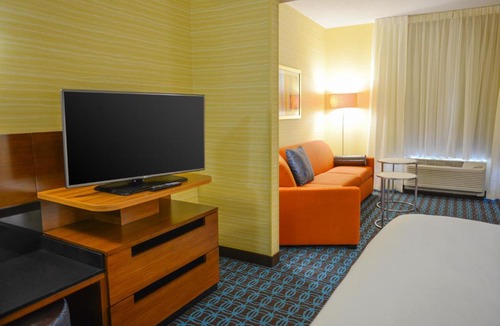 North Industry Hotel | Fairfield Inn and Suites Canton South