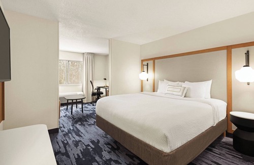 Warren Hotel | Fairfield Inn by Marriott Warren Niles
