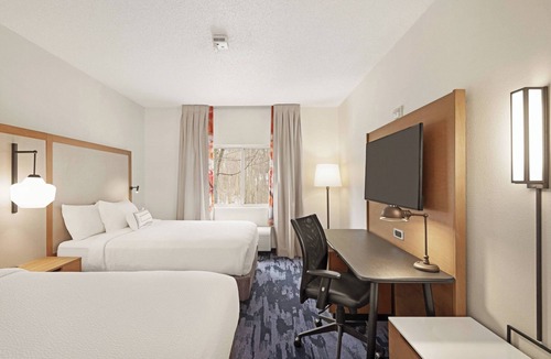 Warren Hotel | Fairfield Inn by Marriott Warren Niles