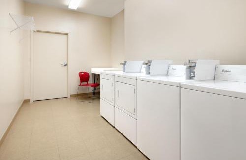 Concord Hotel | Fairfield Inn Concord